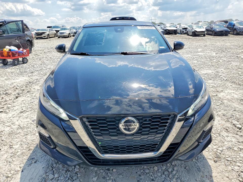 59676206 :رقم المزاد ، 1N4BL4CV6NN300172 vin ، 2022 Nissan Altima مزاد بيع
