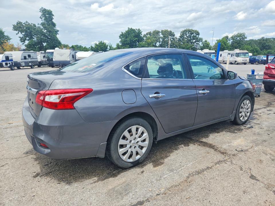 Продажа на аукционе авто 2018 Nissan Sentra, vin: 3N1AB7AP8JY332491, номер лота: 60656356