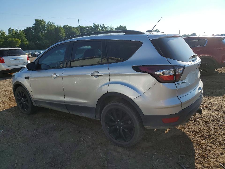 Продажа на аукционе авто 2017 Ford Escape, vin: 1FMCU0J99HUF05968, номер лота: 60746336