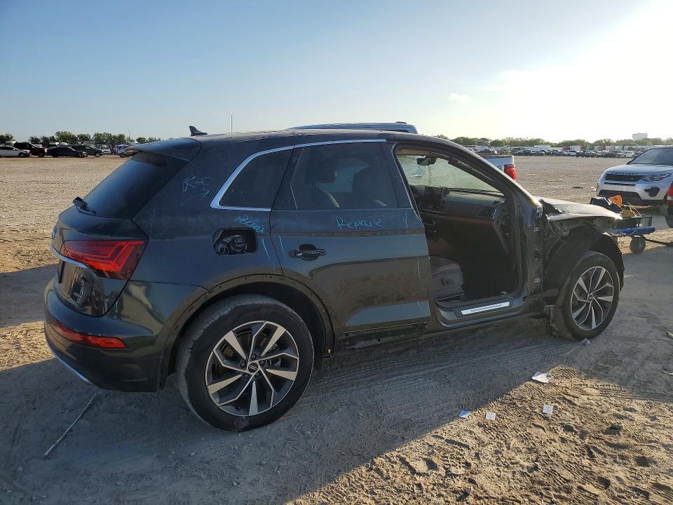 Продаж на аукціоні авто 2021 Audi Q5, vin: WA1BAAFY2M2098025, номер лоту: 56371366
