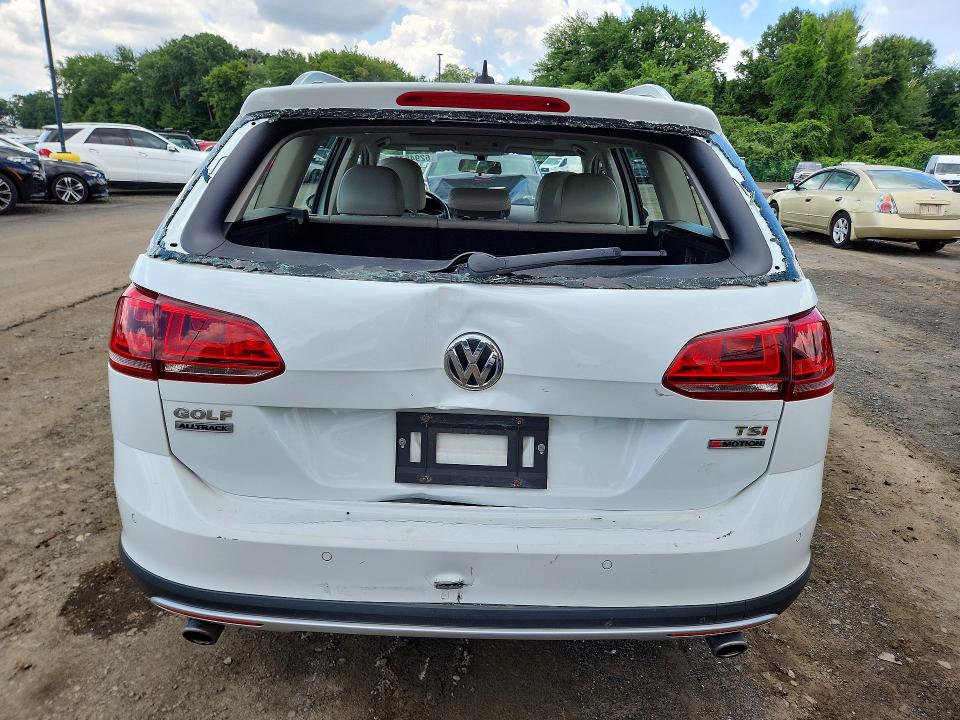 Aukcja sprzedaży 2017 Volkswagen Golf Alltrack, vin: 3VWM17AU4HM527974, numer aukcji: 62945756