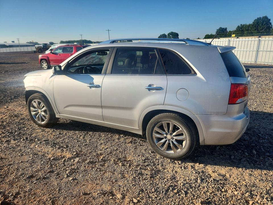 60761406 :رقم المزاد ، 5XYKW4A22DG377590 vin ، 2013 Kia Sorento مزاد بيع
