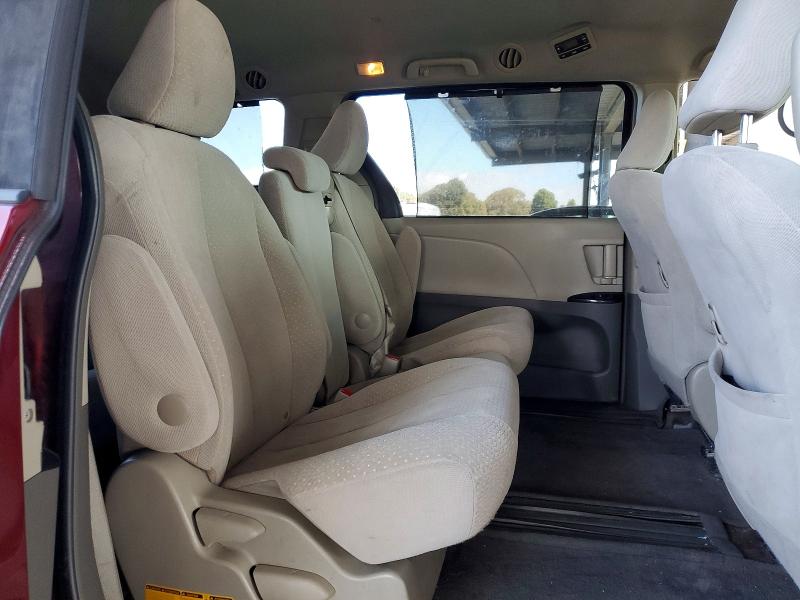 61549146 :رقم المزاد ، 5TDKK3DC3ES526684 vin ، 2014 Toyota Sienna مزاد بيع