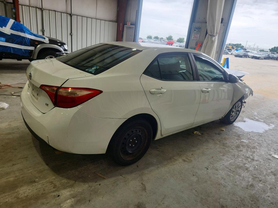 Продаж на аукціоні авто 2017 Toyota Corolla, vin: 5YFBURHE3HP712120, номер лоту: 59916126