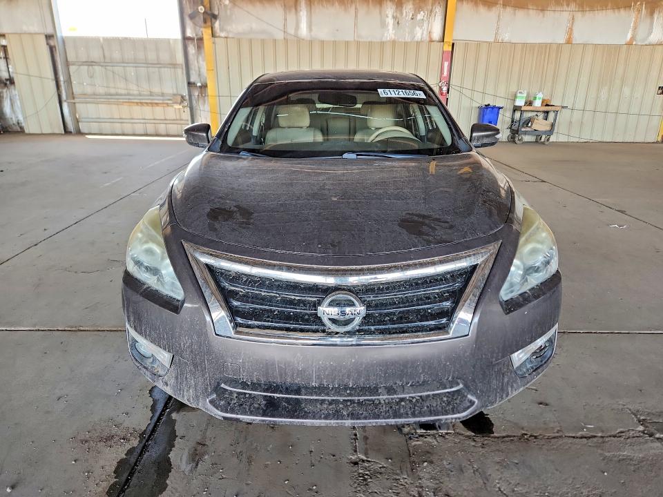 Продажа на аукционе авто 2015 Nissan Altima, vin: 1N4AL3AP3FN908601, номер лота: 61121656