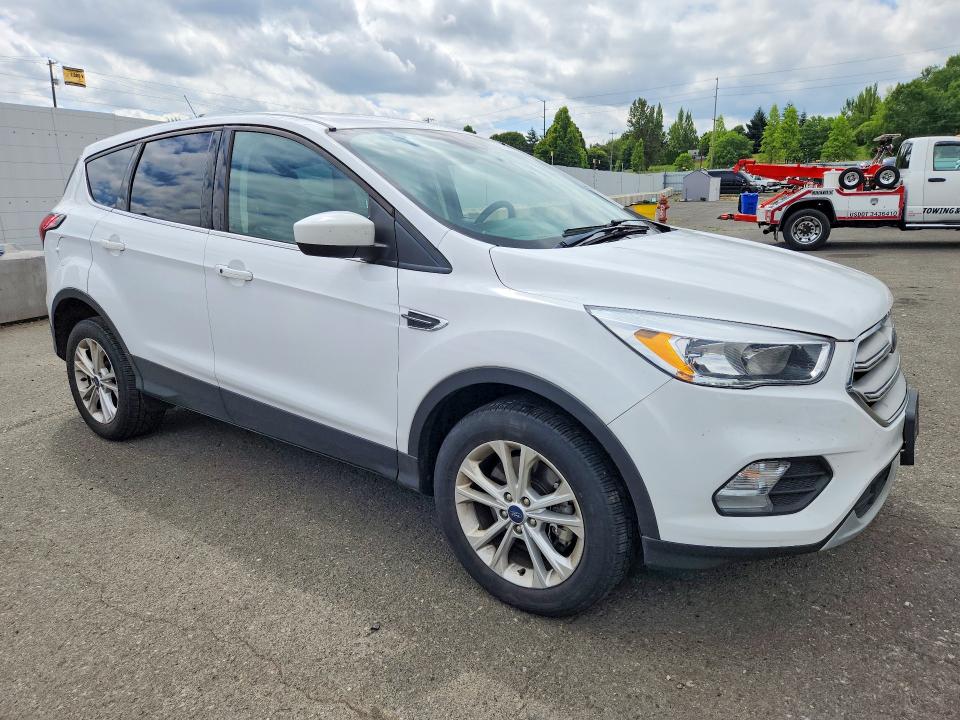 61876786 :رقم المزاد ، 1FMCU9GD9KUA06529 vin ، 2019 Ford Escape مزاد بيع