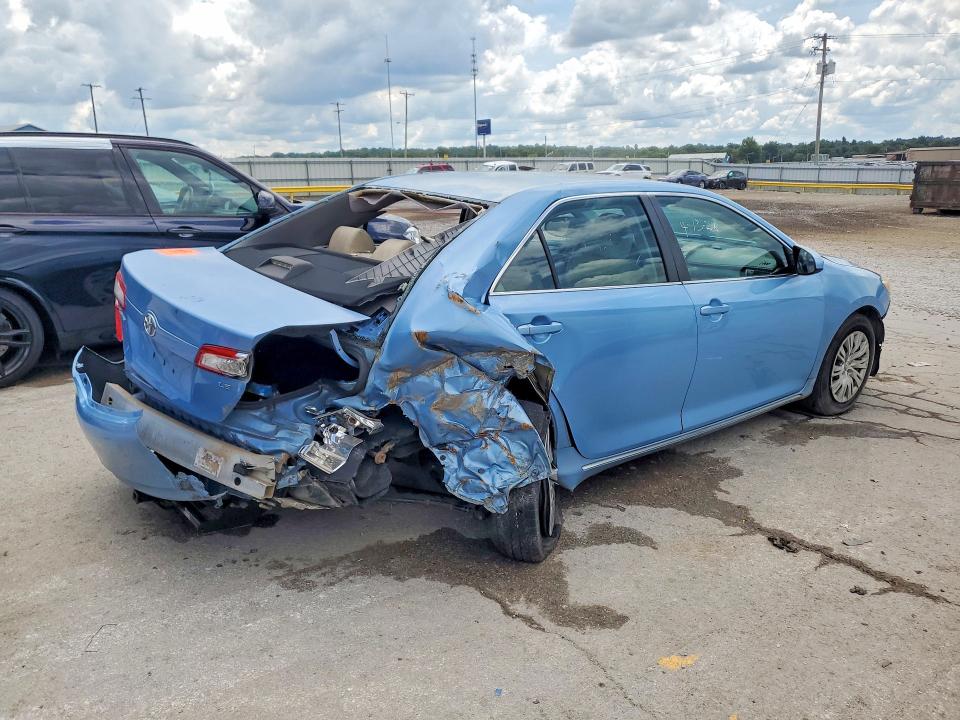 61318026 :رقم المزاد ، 4T1BF1FK5CU543021 vin ، 2012 Toyota Camry مزاد بيع