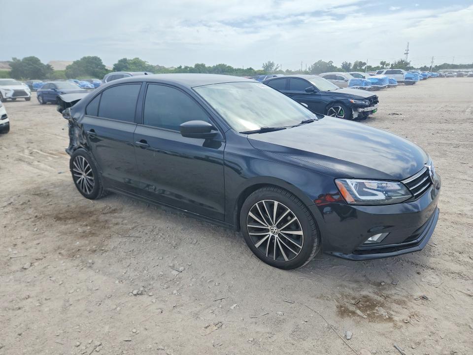 2015 Volkswagen Jetta მანქანა იყიდება აუქციონზე, vin: 3VWD17AJ7FM338318, აუქციონის ნომერი: 61384336