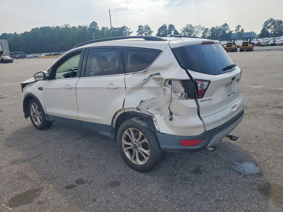2018 Ford Escape მანქანა იყიდება აუქციონზე, vin: 1FMCU0GD2JUB70831, აუქციონის ნომერი: 62849726