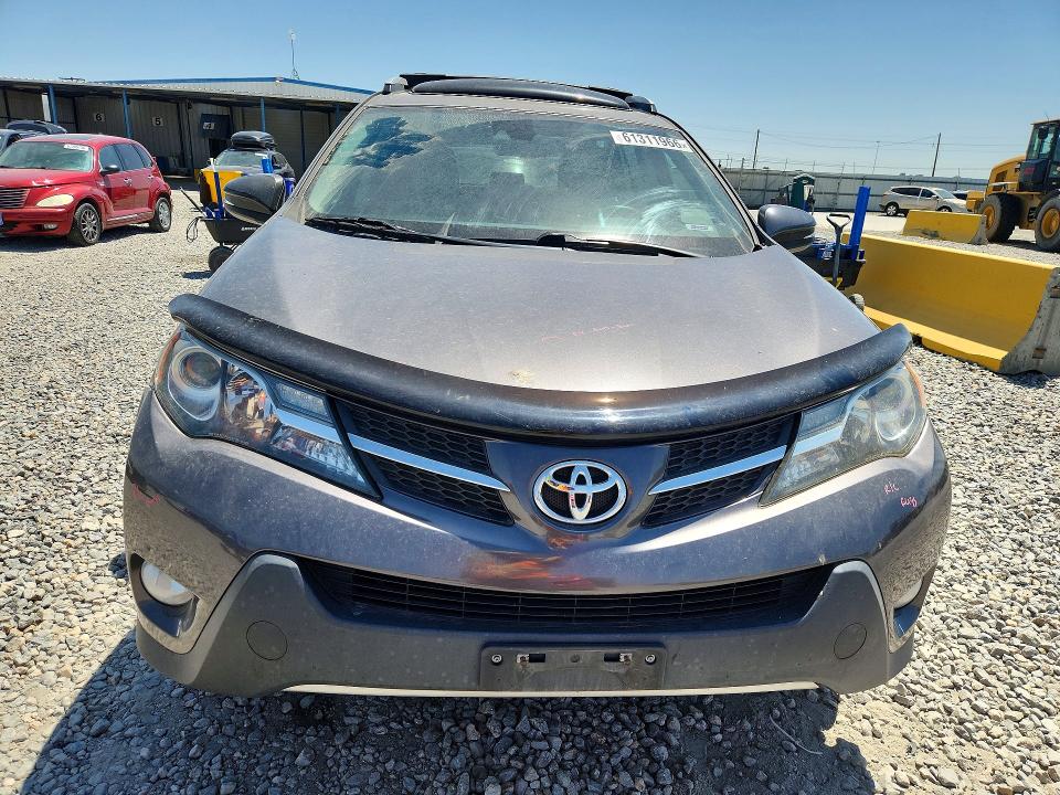 61311966 :رقم المزاد ، 2T3DFREV1FW351903 vin ، 2015 Toyota Rav4 مزاد بيع
