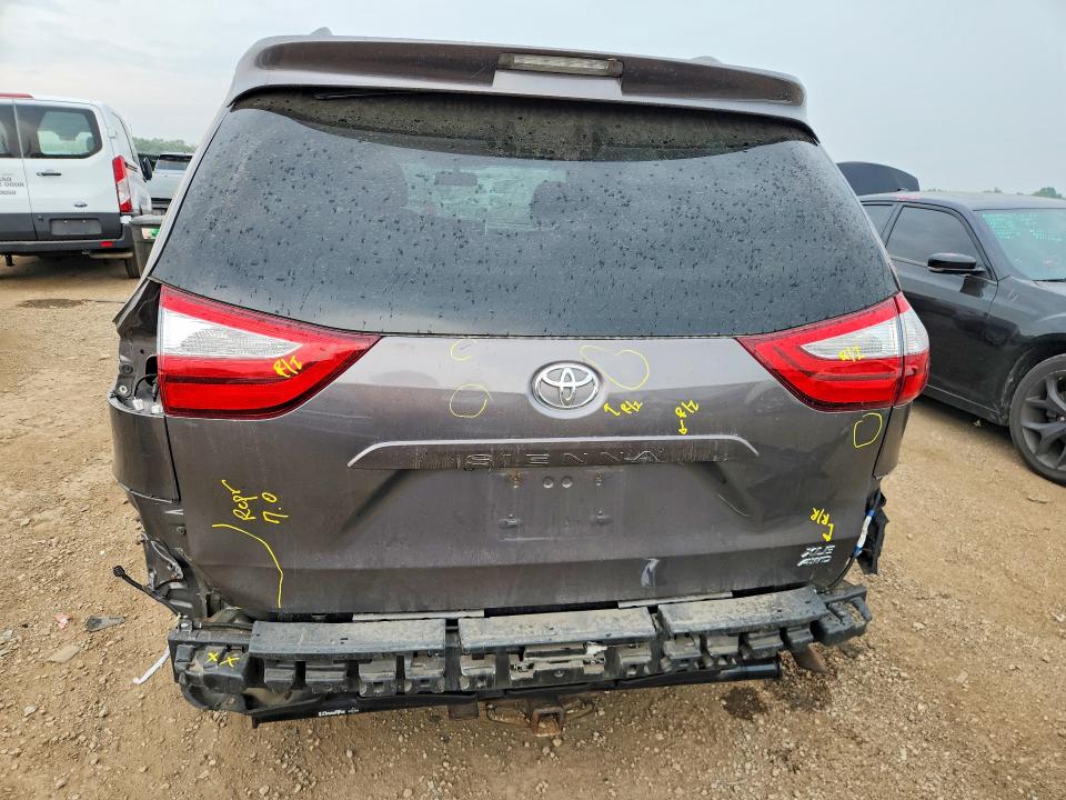 2015 Toyota Sienna მანქანა იყიდება აუქციონზე, vin: 5TDDK3DC5FS118133, აუქციონის ნომერი: 61328536