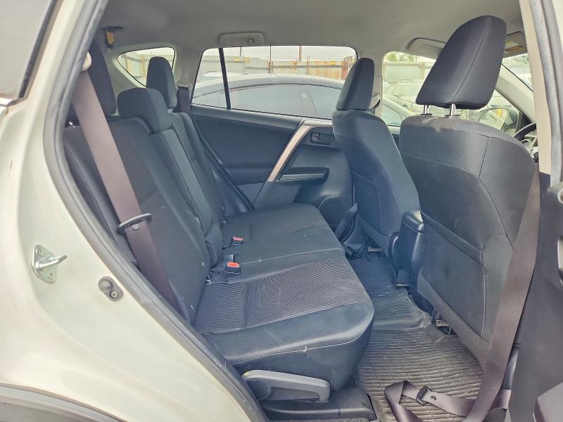 Продаж на аукціоні авто 2018 Toyota Rav4, vin: JTMZFREV4JJ201703, номер лоту: 62992746