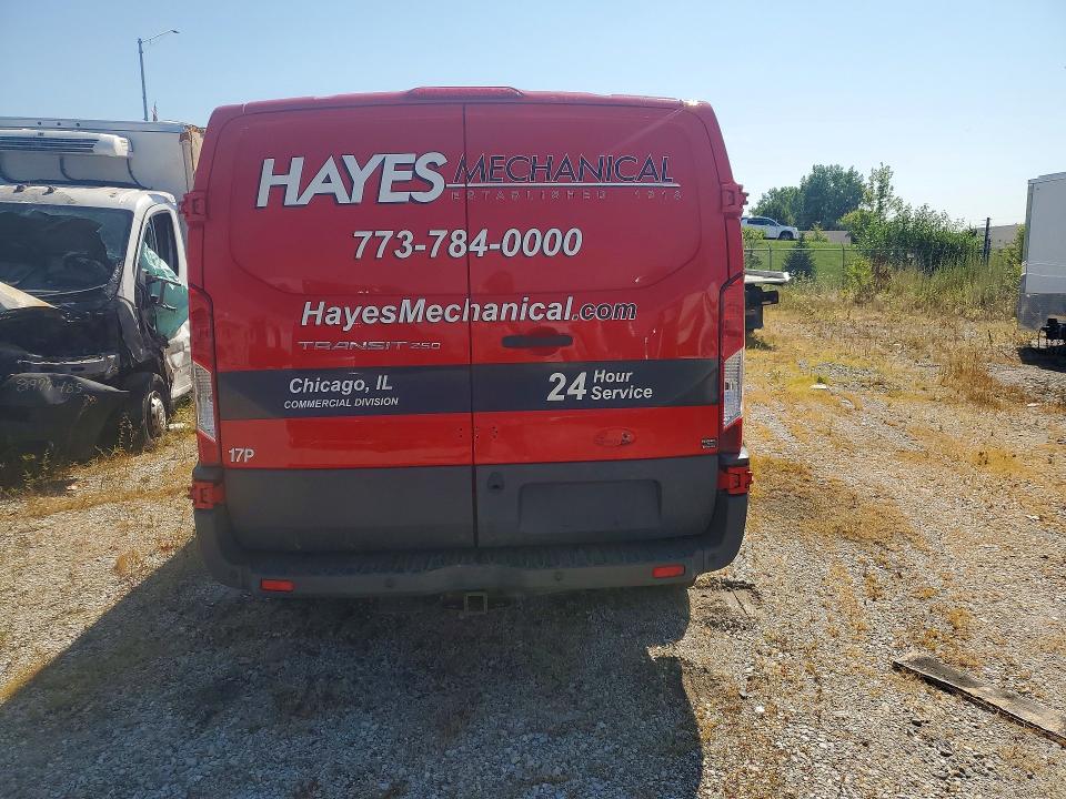 59162386 :رقم المزاد ، 1FTYR1YM6HKA25135 vin ، 2017 Ford Transit مزاد بيع