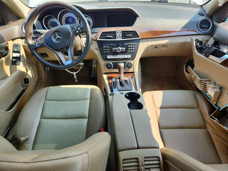 Продажа на аукционе авто 2014 Mercedes-benz C, vin: WDDGF4HB2ER302747, номер лота: 63053516