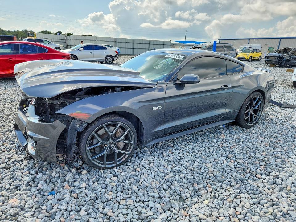 63041926 :رقم المزاد ، 1FA6P8CF8L5169944 vin ، 2020 Ford Mustang مزاد بيع