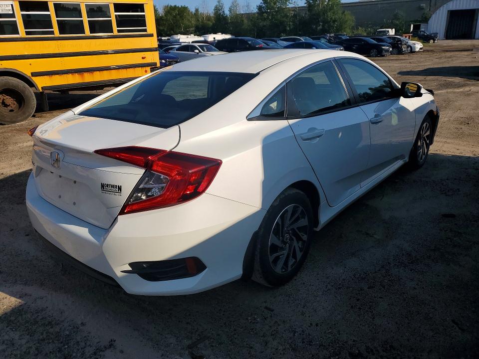 Продаж на аукціоні авто 2017 Honda Civic, vin: 2HGFC2F86HH030350, номер лоту: 62708376