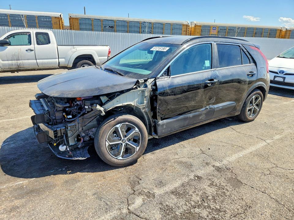 2025 Kia Niro მანქანა იყიდება აუქციონზე, vin: KNDCR3LE4S5272004, აუქციონის ნომერი: 61216186