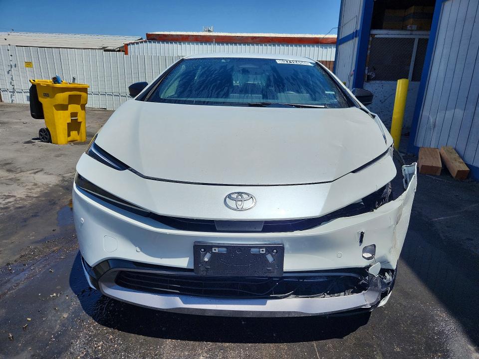 62712456 :رقم المزاد ، JTDACAAU5S3056164 vin ، 2025 Toyota Prius مزاد بيع
