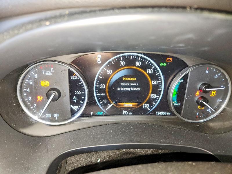 60999576 :رقم المزاد ، 1G4ZR5SZ8JU147016 vin ، 2018 Buick Lacrosse مزاد بيع