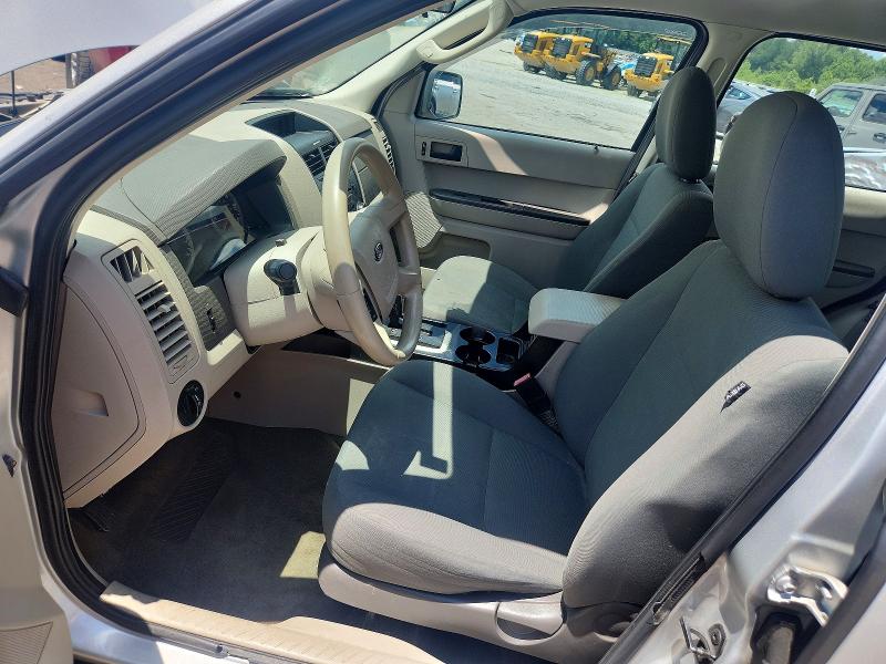 2009 Ford Escape მანქანა იყიდება აუქციონზე, vin: 1FMCU02779KD08243, აუქციონის ნომერი: 60929026