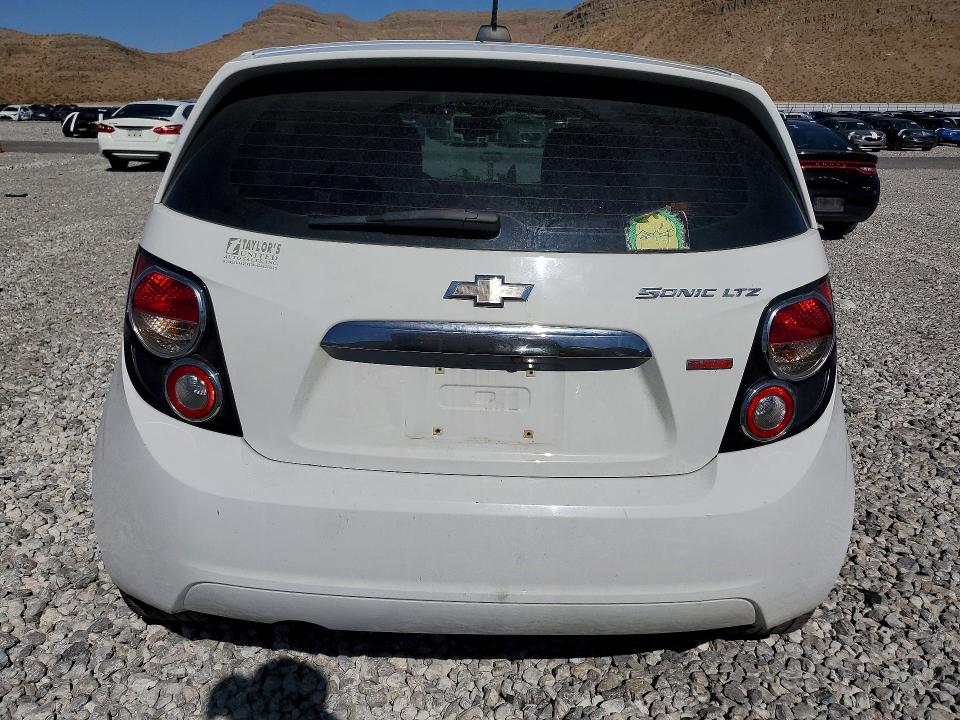 Продаж на аукціоні авто 2016 Chevrolet Sonic, vin: 1G1JE6SB4G4144346, номер лоту: 59658206