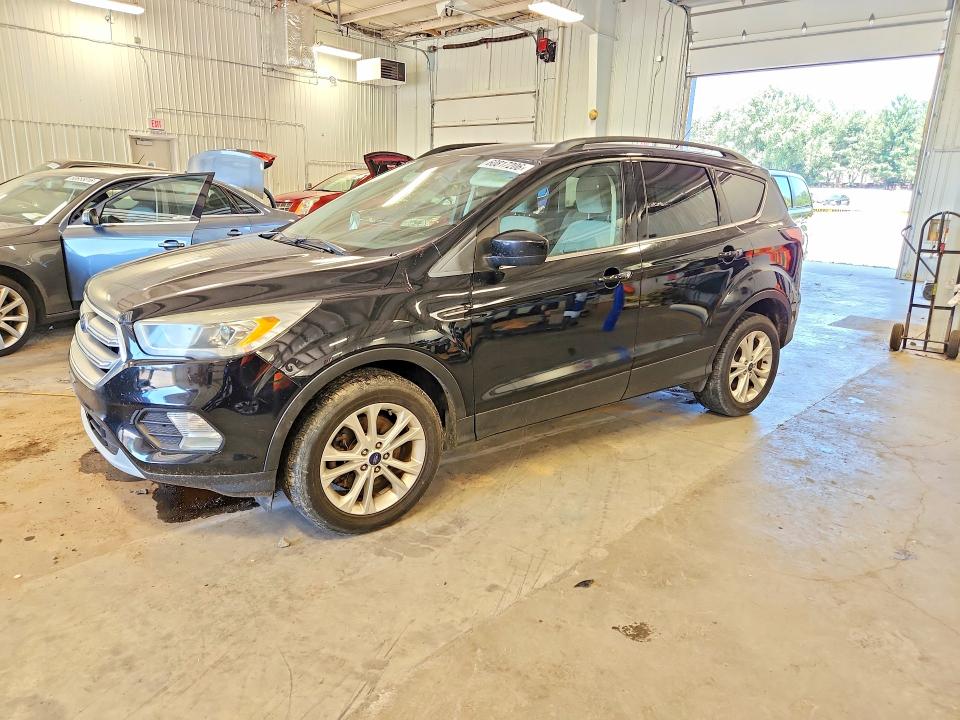 Продаж на аукціоні авто 2017 Ford Escape, vin: 1FMCU9GD6HUC98424, номер лоту: 60817206