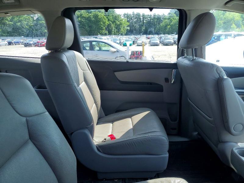 61928726 :رقم المزاد ، 5FNRL5H64GB125339 vin ، 2016 Honda Odyssey مزاد بيع