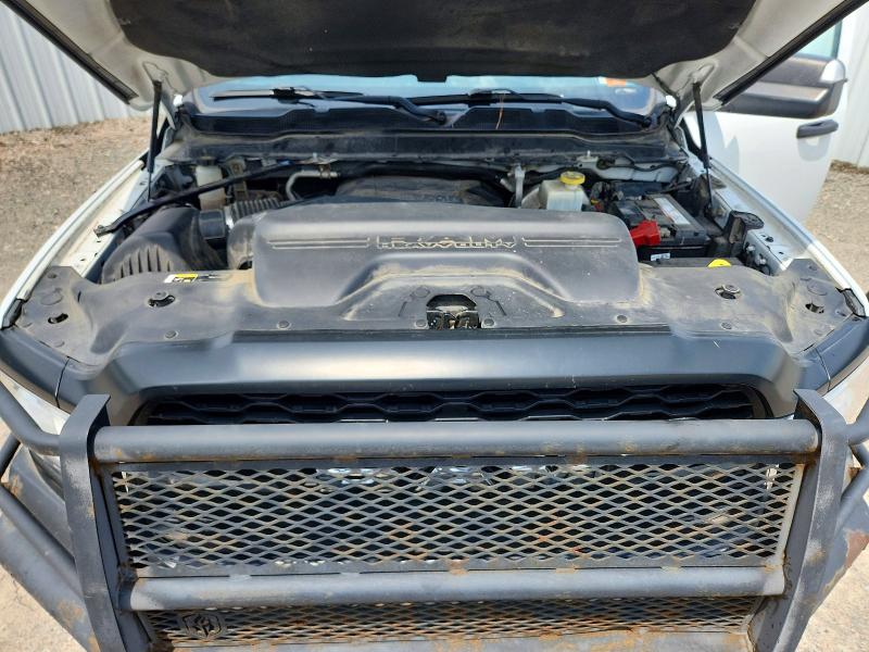 60889536 :رقم المزاد ، 3C6UR5HJ6KG587585 vin ، 2019 Ram 2500 مزاد بيع