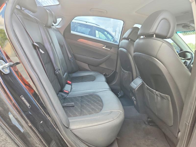 Продажа на аукционе авто 2017 Hyundai Sonata, vin: 5NPE34AF5HH593716, номер лота: 61371196