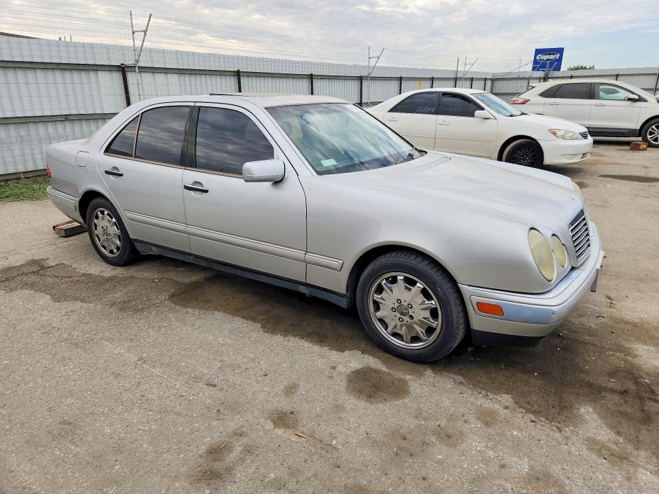Продаж на аукціоні авто 1999 Mercedes-benz E, vin: WDBJF65H9XA904596, номер лоту: 61887096