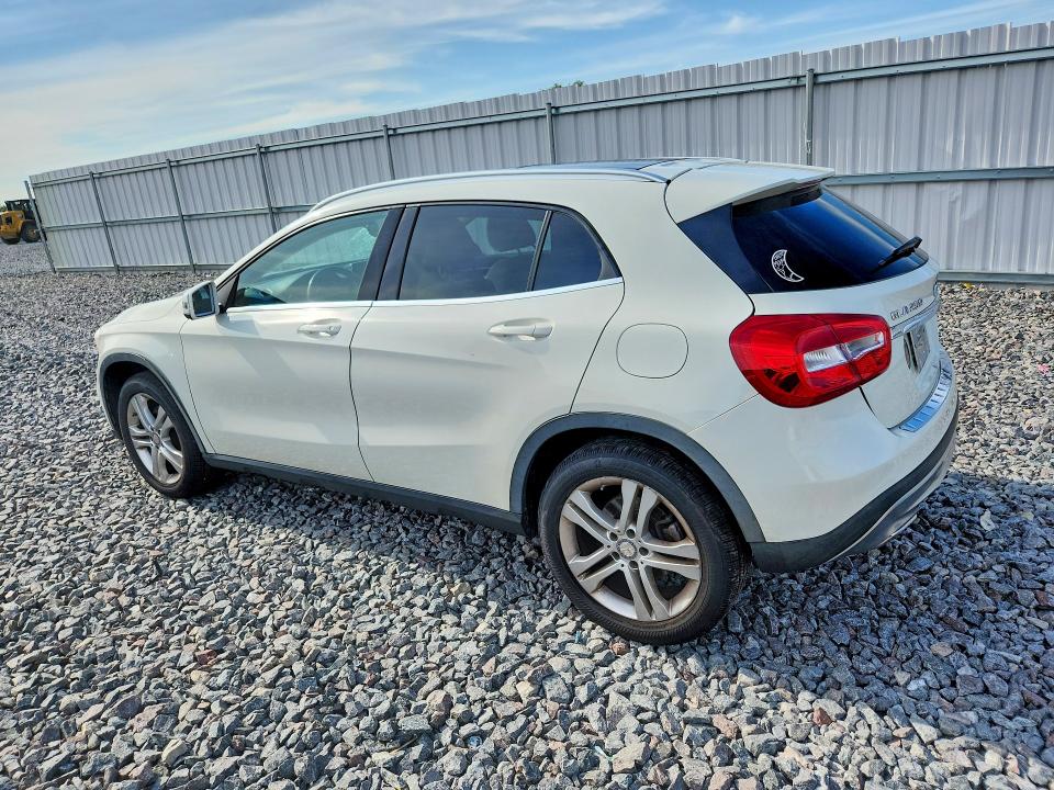 60684876 :رقم المزاد ، WDCTG4GB5HJ358296 vin ، 2017 Mercedes-benz Gla مزاد بيع