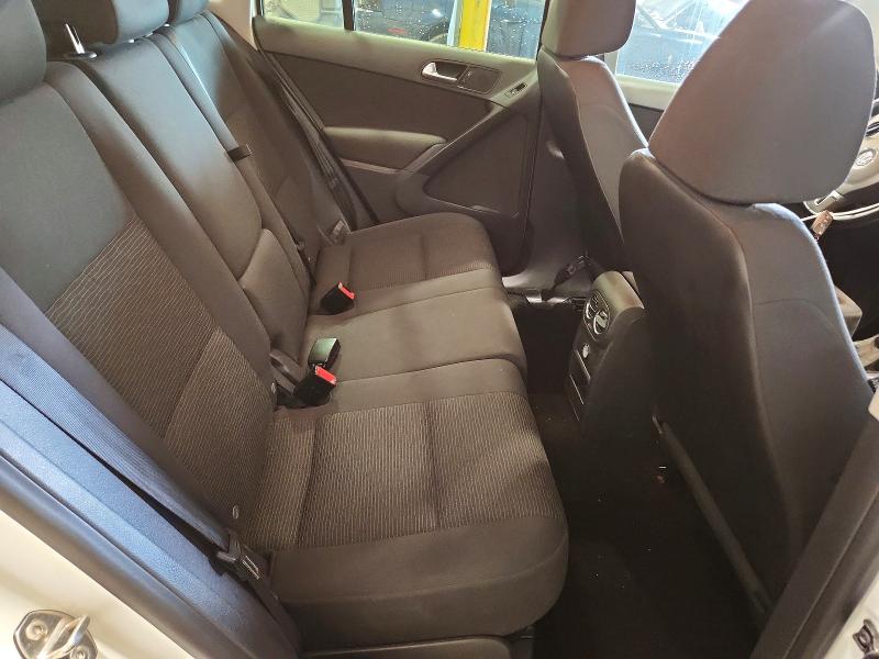 2015 Volkswagen Tiguan მანქანა იყიდება აუქციონზე, vin: WVGBV7AX9FW582633, აუქციონის ნომერი: 59337366