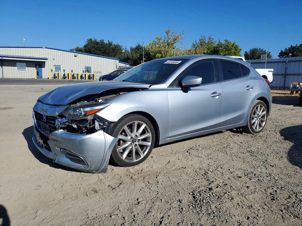2017 Mazda 3 მანქანა იყიდება აუქციონზე, vin: 3MZBN1L74HM109852, აუქციონის ნომერი: 63249436