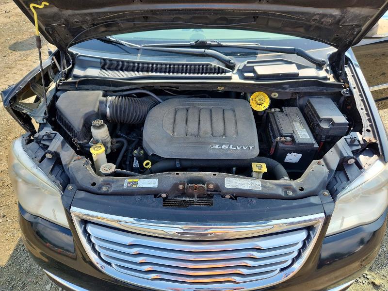 62145406 :رقم المزاد ، 2C4RC1CG5DR769764 vin ، 2013 Chrysler Town & Country مزاد بيع