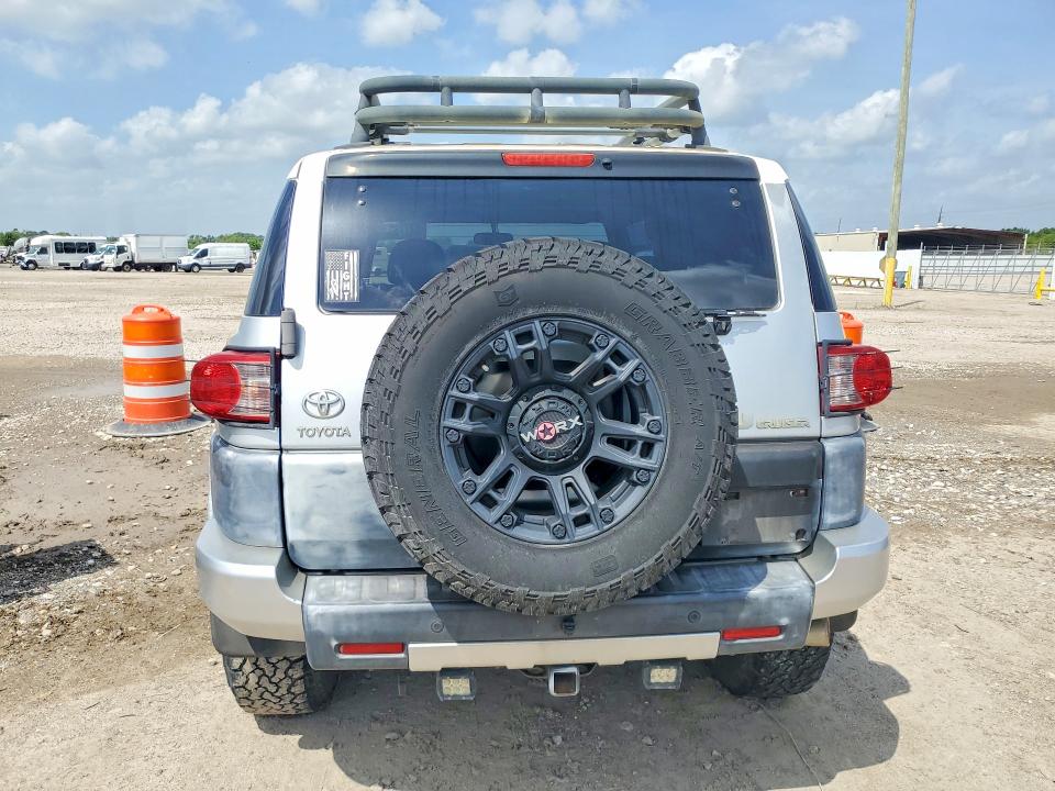 62778836 :رقم المزاد ، JTEBU11F370050077 vin ، 2007 Toyota Fj Cruiser مزاد بيع