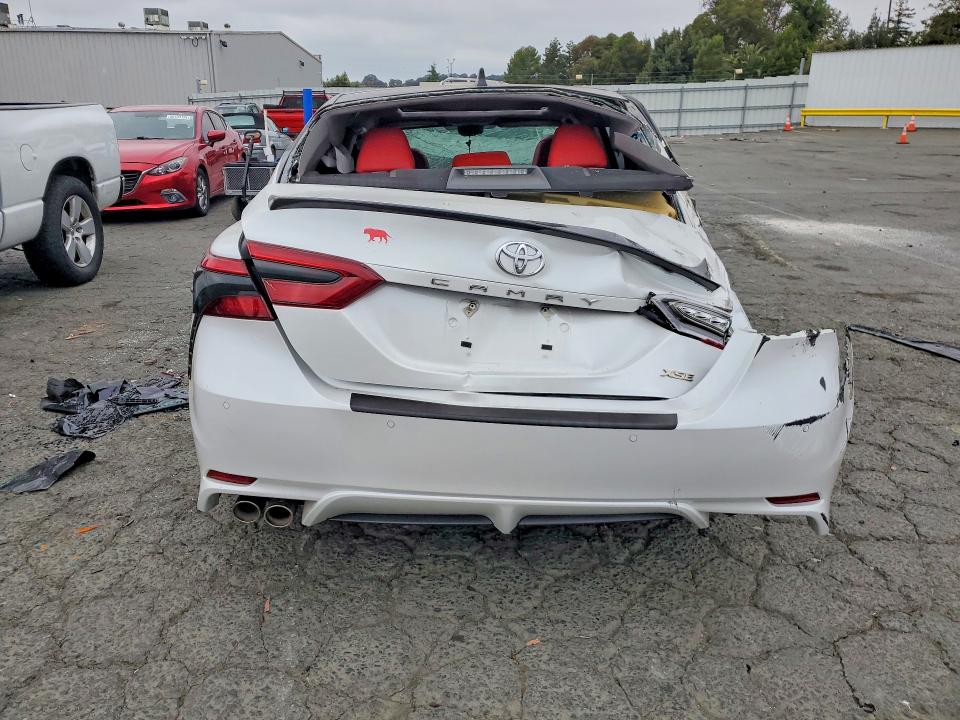 2018 Toyota Camry მანქანა იყიდება აუქციონზე, vin: 4T1BZ1HKXJU019770, აუქციონის ნომერი: 59851006