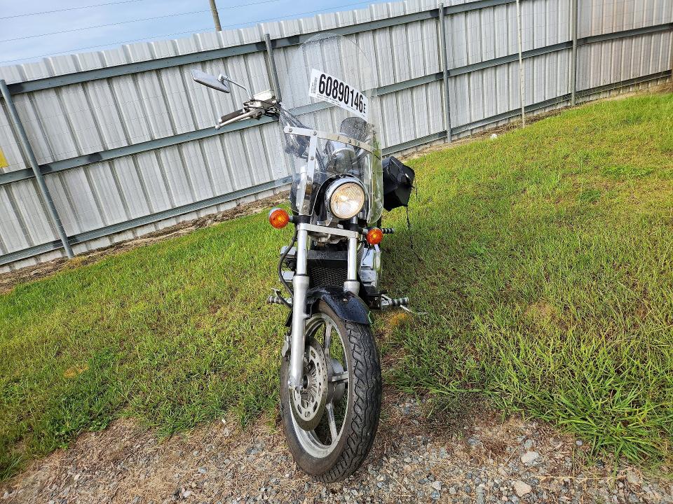 60890146 :رقم المزاد ، 1HFSC18086A000024 vin ، 2006 Honda Vt1100 مزاد بيع