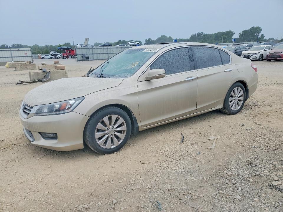 Auction sale of the 2014 Honda Accord, vin: 1HGCR2F87EA148306, lot number: 57684586