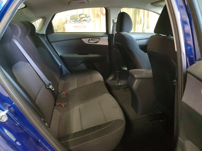 61616106 :رقم المزاد ، 3KPF24AD0NE464238 vin ، 2022 Kia Forte مزاد بيع