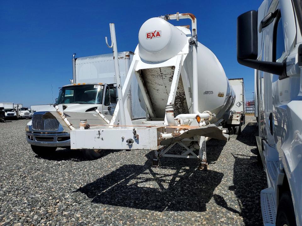 60897576 :رقم المزاد ، 3E9J142H0FT034348 vin ، 2015 Exa Construction Equipment مزاد بيع