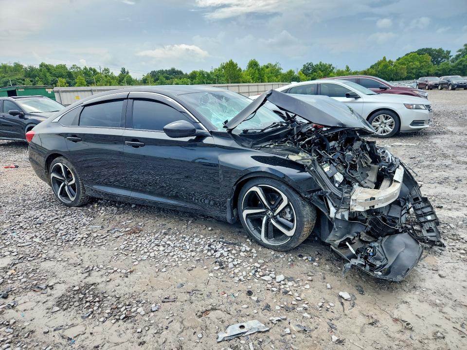 61636096 :رقم المزاد ، 1HGCV1F31NA098447 vin ، 2022 Honda Accord مزاد بيع