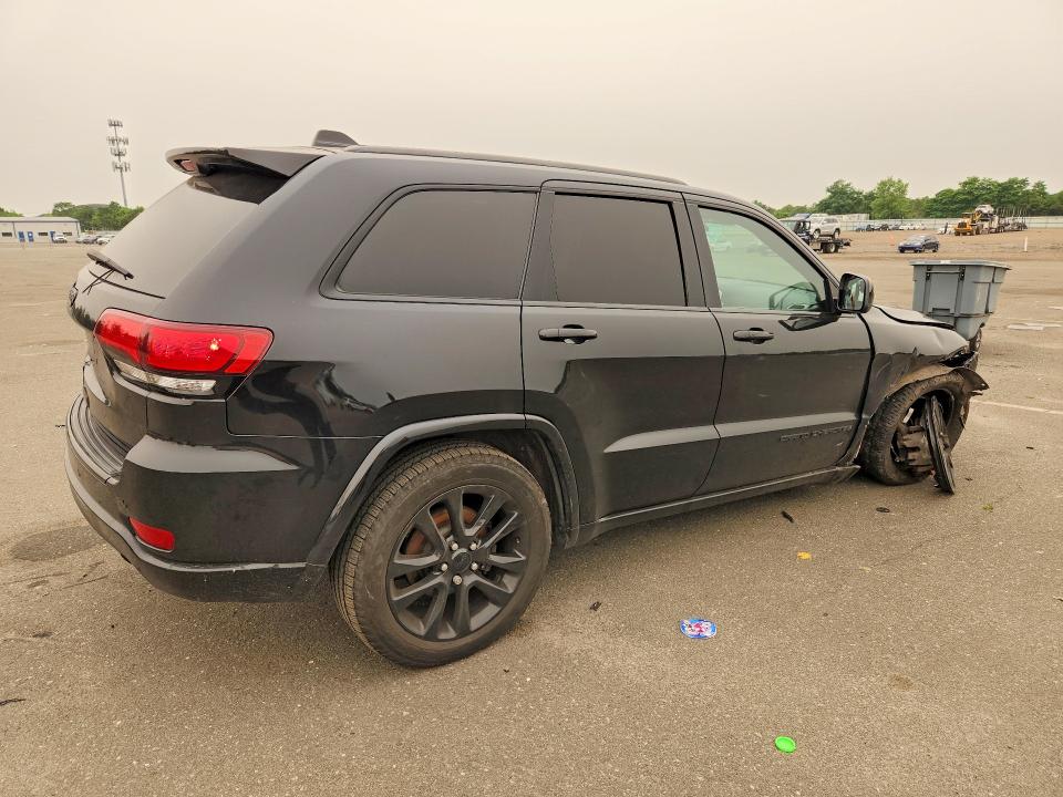 Продажа на аукционе авто 2018 Jeep Grand Cherokee, vin: 1C4RJFAG2JC445679, номер лота: 61125756