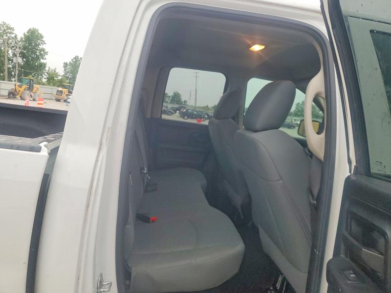62305416 :رقم المزاد ، 1C6RR6FG0JS324552 vin ، 2018 Ram 1500 مزاد بيع