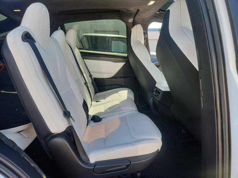 Продаж на аукціоні авто 2018 Tesla Model X, vin: 5YJXCAE20JF124276, номер лоту: 59745146