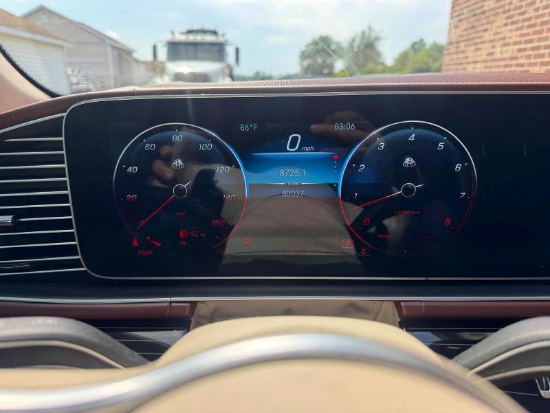 63097276 :رقم المزاد ، 4JGFF8HB4MA365600 vin ، 2021 Mercedes-benz Gls مزاد بيع