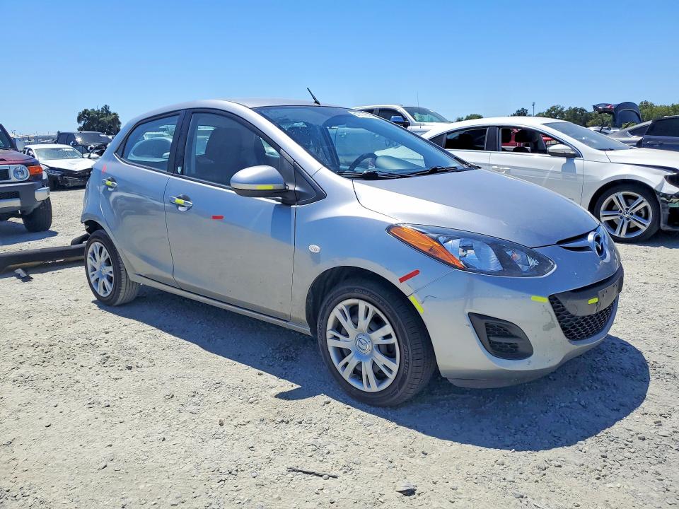 61717816 :رقم المزاد ، JM1DE1HZ4B0125534 vin ، 2011 Mazda Mazda2 مزاد بيع