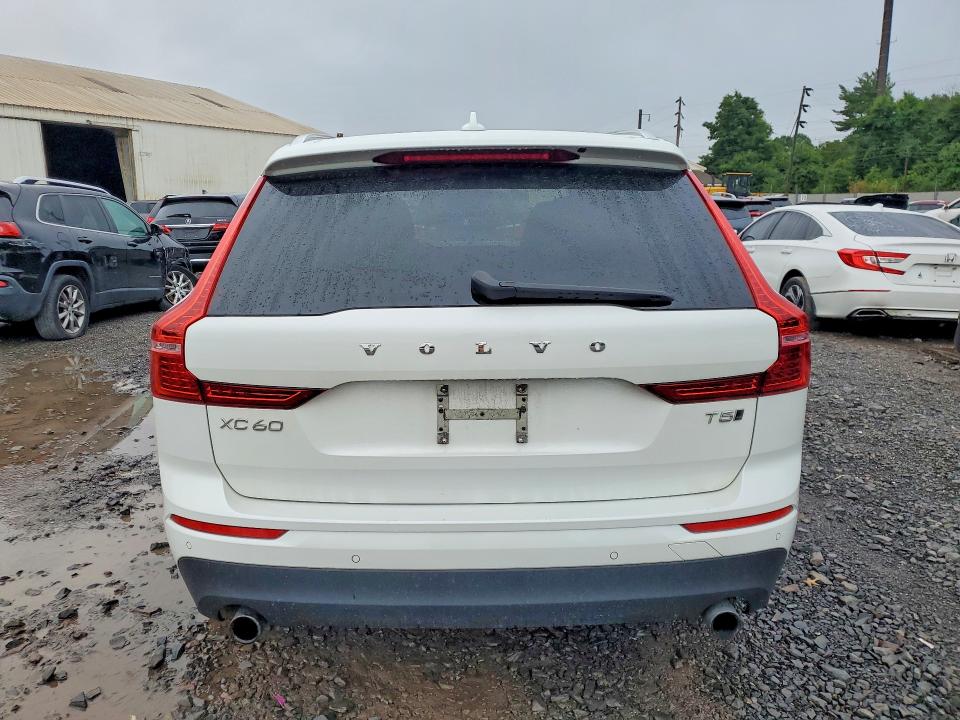 Продажа на аукционе авто 2018 Volvo Xc60, vin: LYV102RK8JB082794, номер лота: 59824736