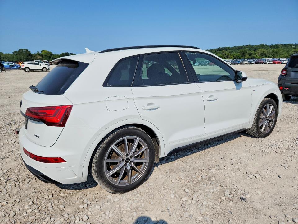 Продажа на аукционе авто 2022 Audi Q5 E, vin: WA1E2AFY8N2077062, номер лота: 62725776