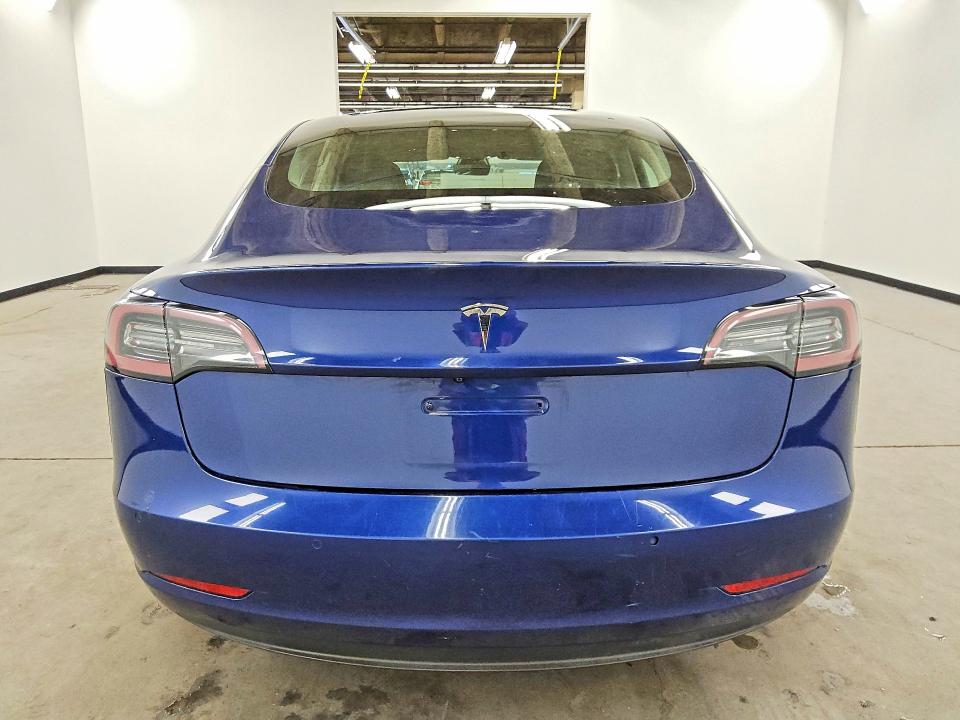 Продажа на аукционе авто 2022 Tesla Model 3, vin: 5YJ3E1EA2NF290840, номер лота: 60831656