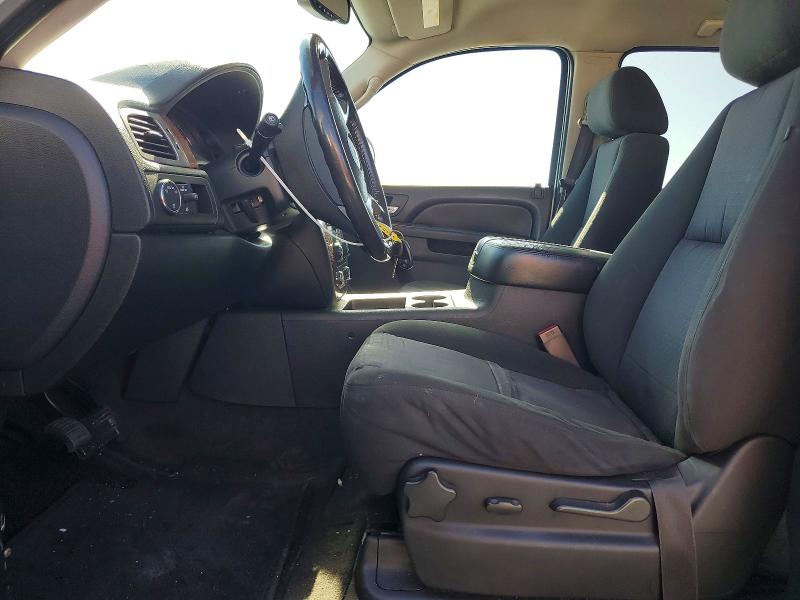 63037426 :رقم المزاد ، 1GNSCAE01BR316155 vin ، 2011 Chevrolet Tahoe مزاد بيع